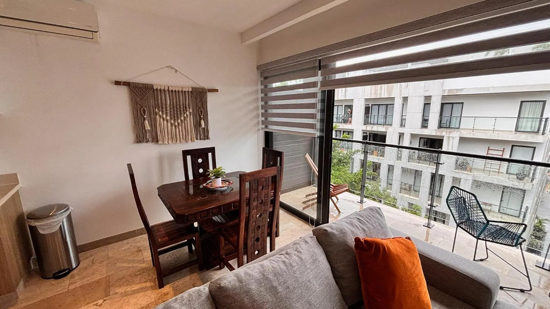 Chic 1Br Apartment In Playa Del Carmen Steps To 5Th Ave