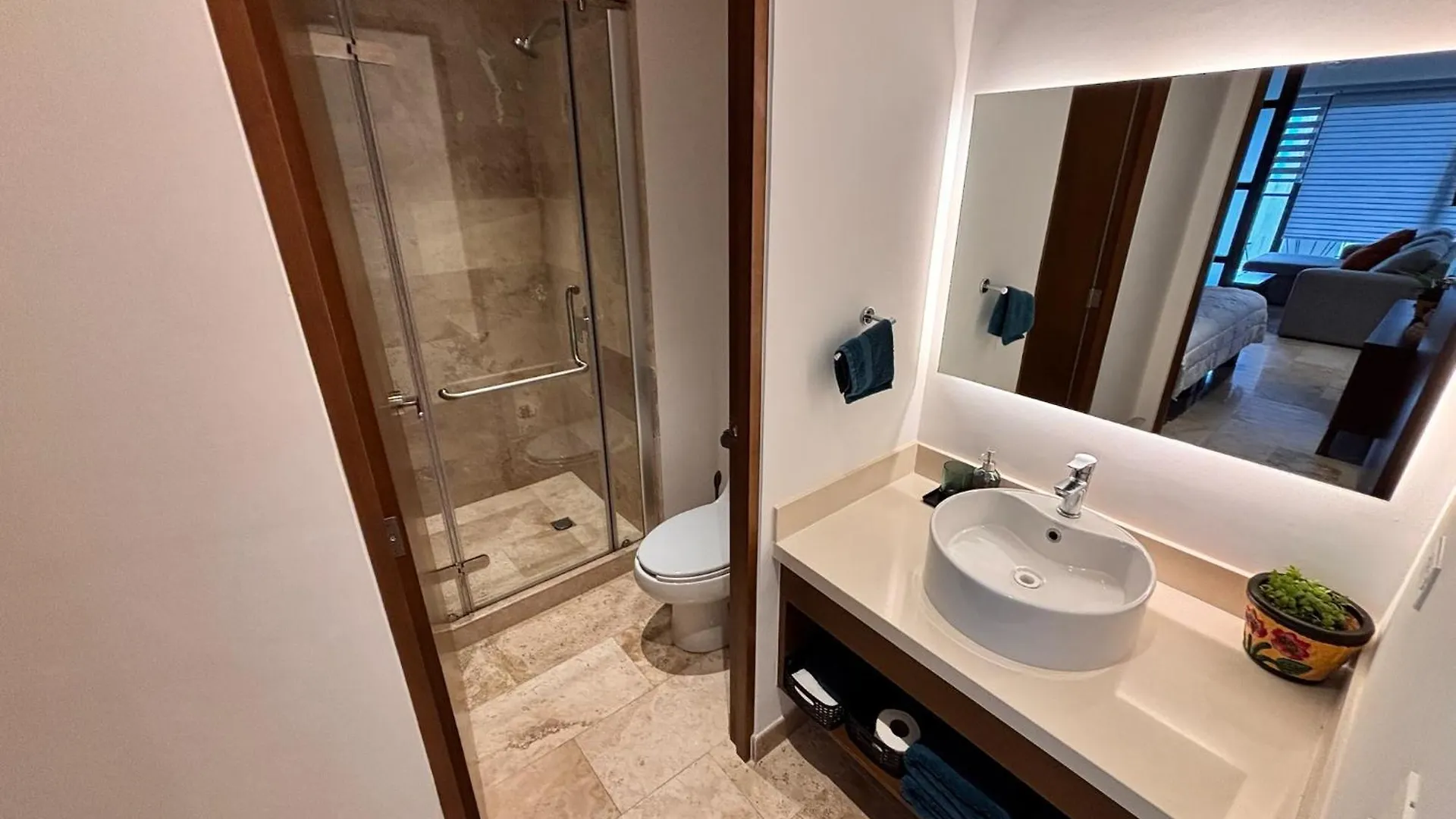 Chic 1Br Apartment In Playa Del Carmen Steps To 5Th Ave