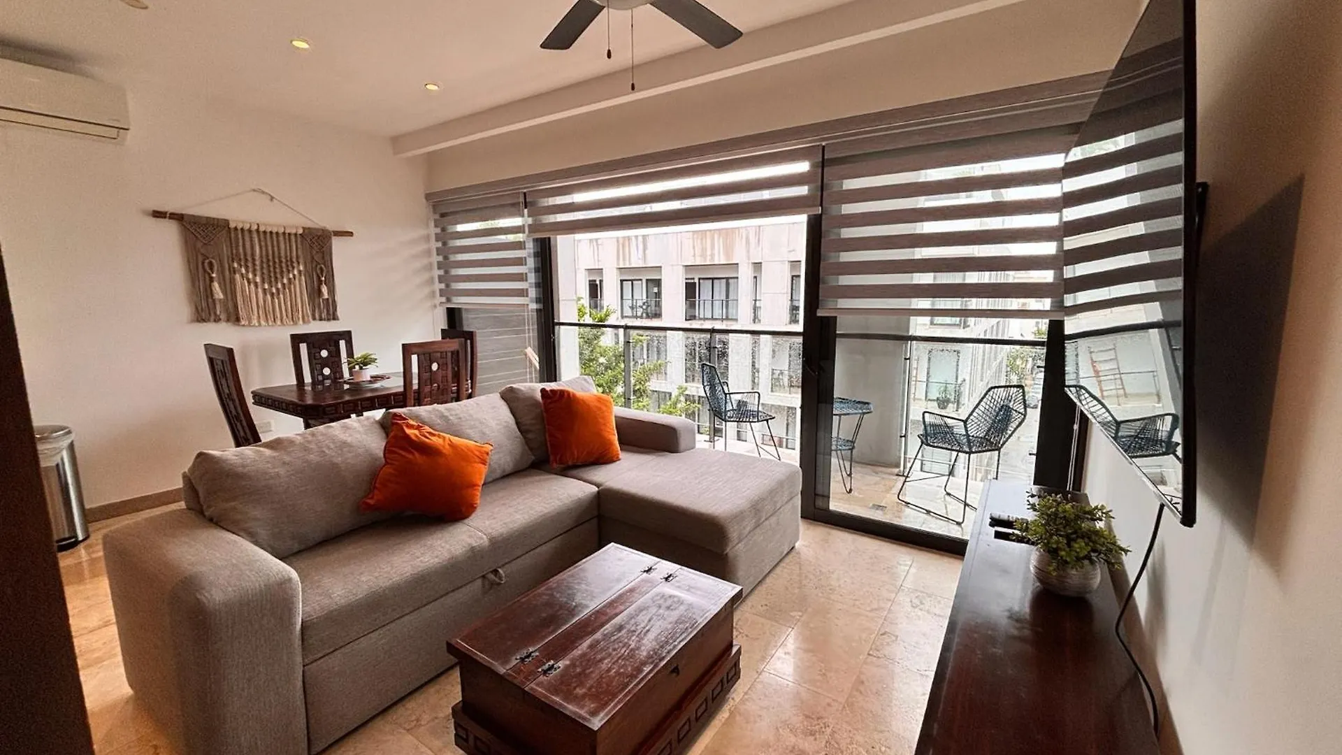 Chic 1Br Apartment In Playa Del Carmen Steps To 5Th Ave 0*,