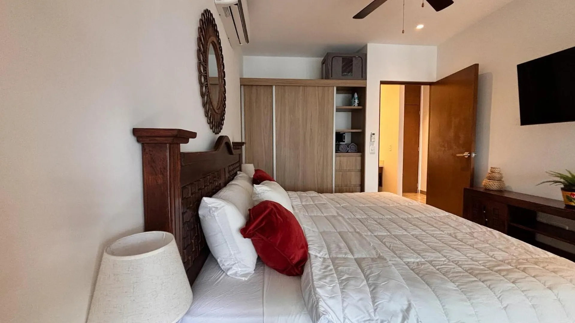 Chic 1Br Apartment In Playa Del Carmen Steps To 5Th Ave